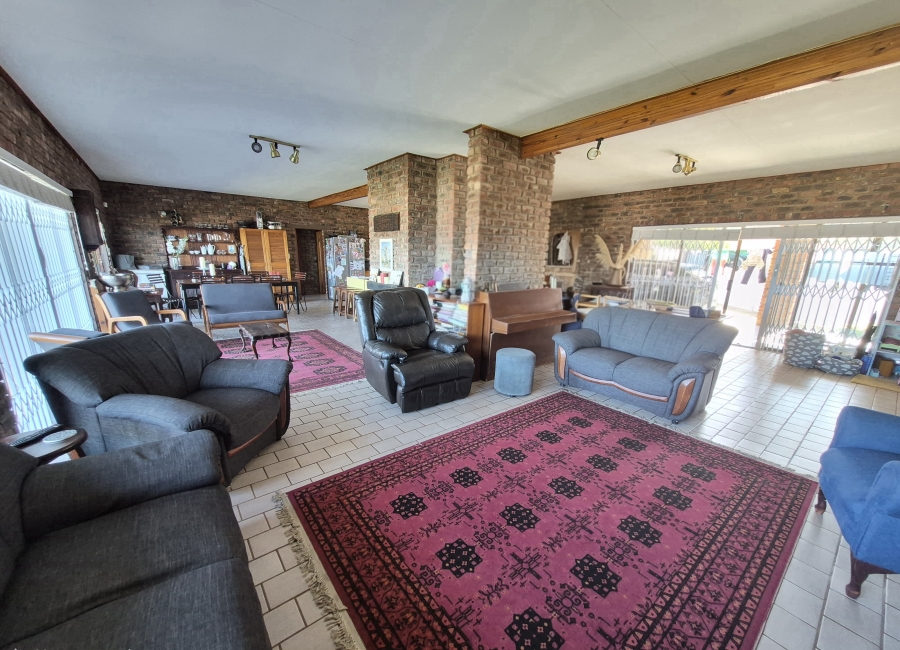 5 Bedroom Property for Sale in Dana Bay Western Cape